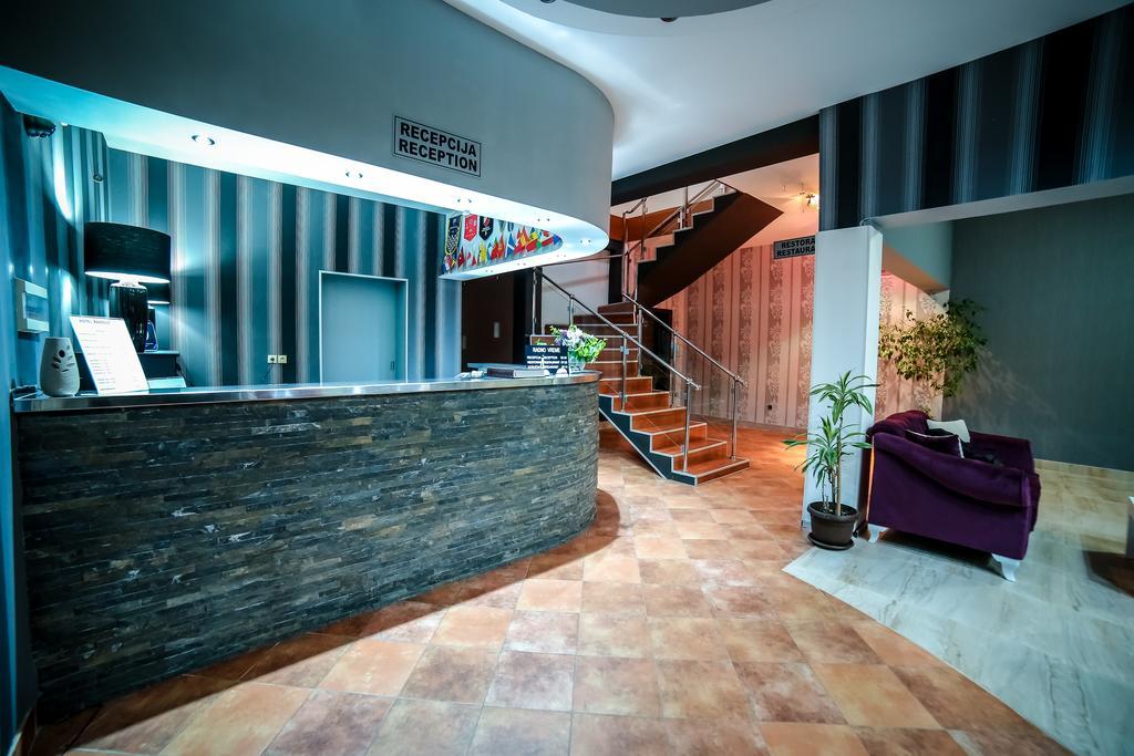 Garni Hotel Radovic Kragujevac Extérieur photo