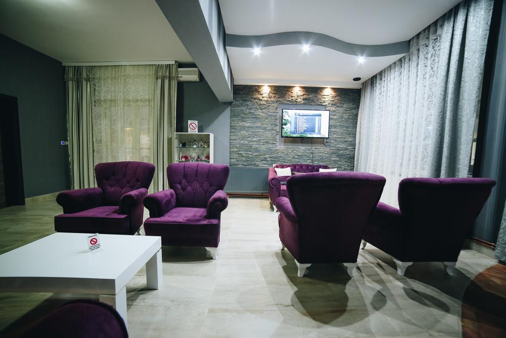 Garni Hotel Radovic Kragujevac Extérieur photo