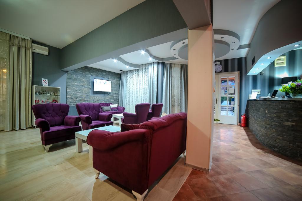 Garni Hotel Radovic Kragujevac Extérieur photo
