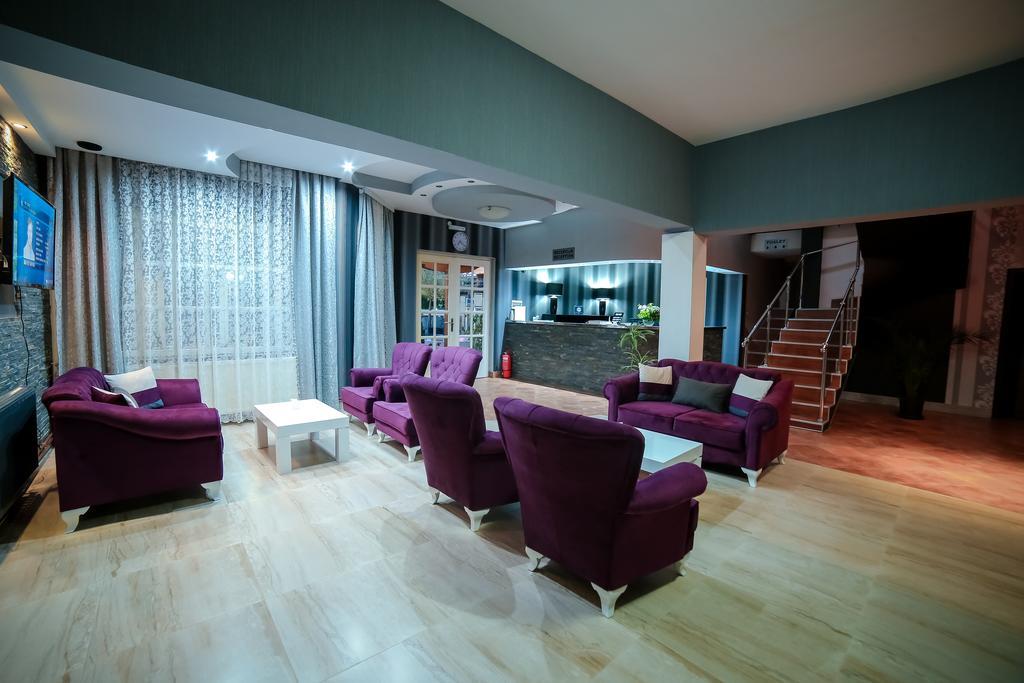 Garni Hotel Radovic Kragujevac Extérieur photo